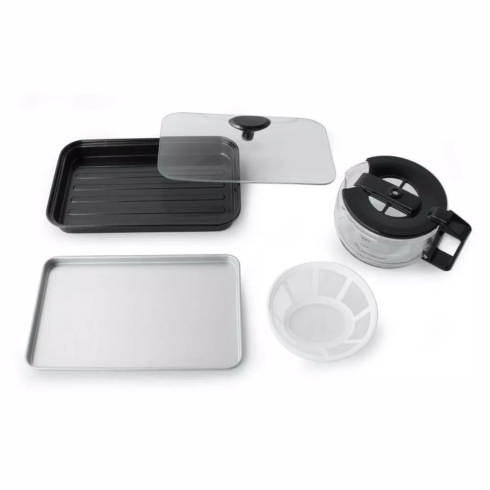 Toasters SPT Breakfast Center 1450 W 2-Slice Black And Stainless Steel Toaster Oven With Griddle And Coffee Maker 7 Toasters SPT Breakfast Center 1450 W 2-Slice Black And Stainless Steel Toaster Oven With Griddle And Coffee Maker - Image 5