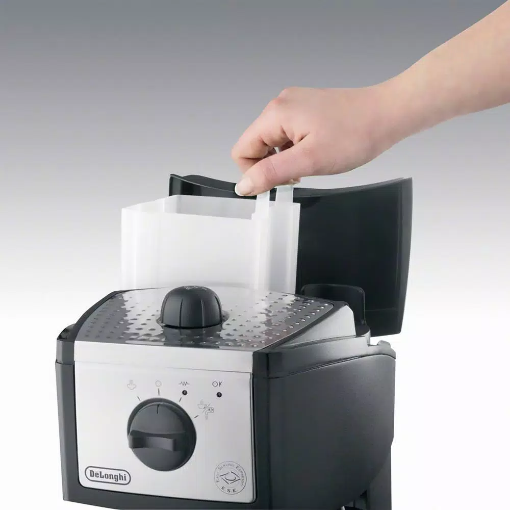 Coffee Makers DeLonghi EC155 15-Bar Black And Silver Espresso Machine And Cappuccino Maker 5 Coffee Makers DeLonghi EC155 15-Bar Black And Silver Espresso Machine And Cappuccino Maker - Image 3