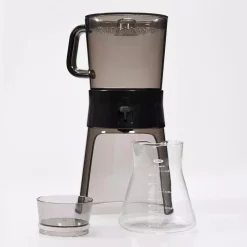 Coffee Makers OXO Good Grips 4-Cup Gray Cold Brew Drip Coffee Maker With Filter 18 Coffee Makers OXO Good Grips 4-Cup Gray Cold Brew Drip Coffee Maker With Filter -Dessert Makers Popular Store gray oxo drip coffee makers 1272880 e1 1000