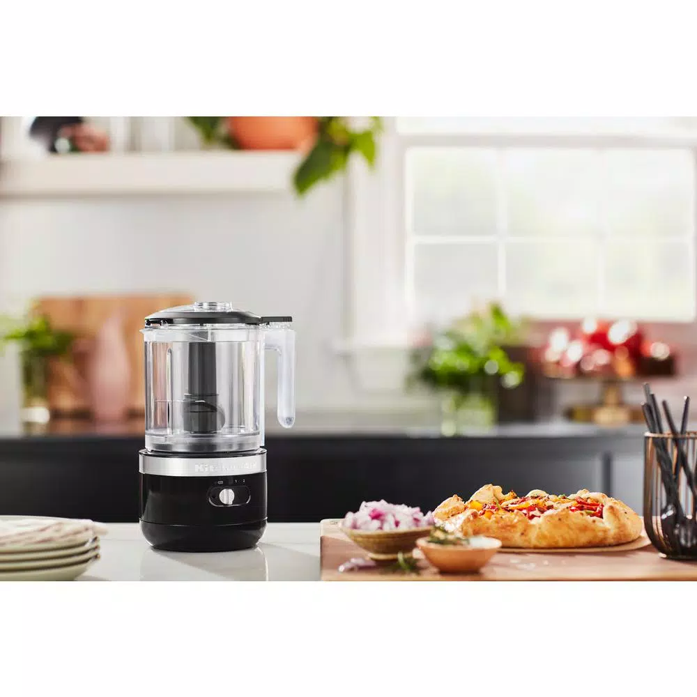 Food Processing KitchenAid Cordless 5-Cup Onyx Black Food Chopper 7 Food Processing KitchenAid Cordless 5-Cup Onyx Black Food Chopper - Image 5