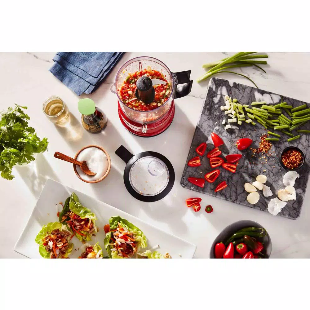 Food Processing KitchenAid 100-Year Limited Edition Queen Of Hearts 3.5-Cup 2-Speed Passion Red Food Processor 6 Food Processing KitchenAid 100-Year Limited Edition Queen Of Hearts 3.5-Cup 2-Speed Passion Red Food Processor - Image 4