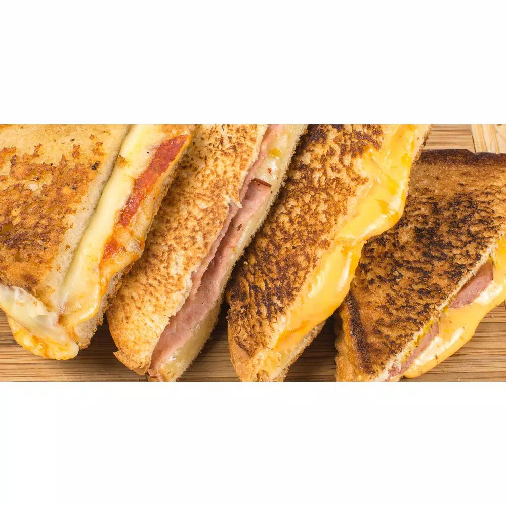 Toasters Nostalgia Coca-Cola 4-Slice Red Wide Slot Grilled Cheese Toaster 6 Toasters Nostalgia Coca-Cola 4-Slice Red Wide Slot Grilled Cheese Toaster - Image 4