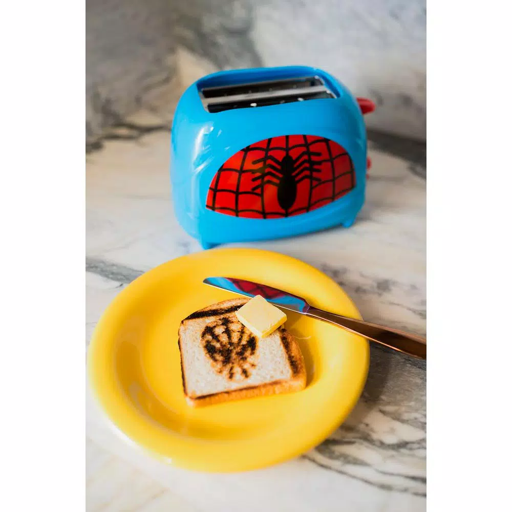Toasters Uncanny Brands Spiderman Classic 2-Slice Red Toaster 5 Toasters Uncanny Brands Spiderman Classic 2-Slice Red Toaster - Image 3