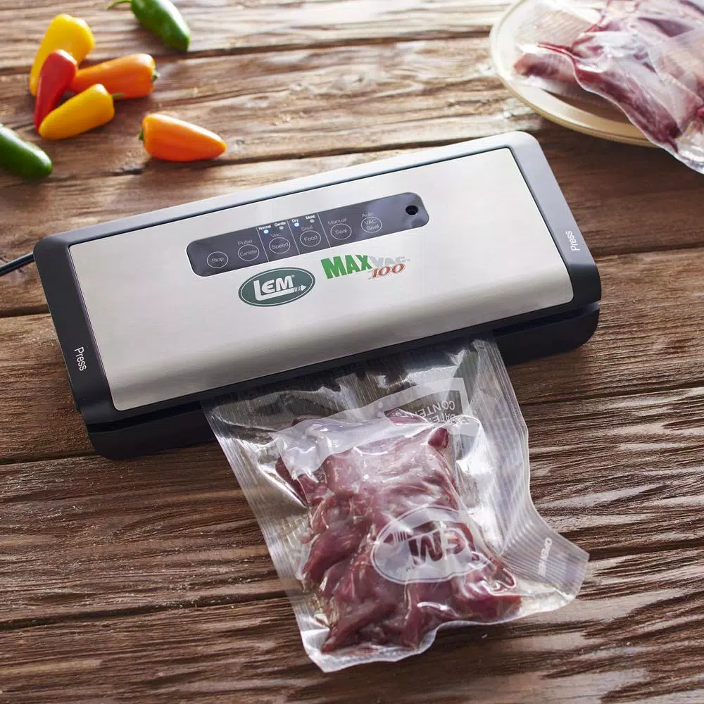 Food Processing LEM MaxVac 100 Black Stainless Steel Food Vacuum Sealer 5 Food Processing LEM MaxVac 100 Black Stainless Steel Food Vacuum Sealer - Image 3