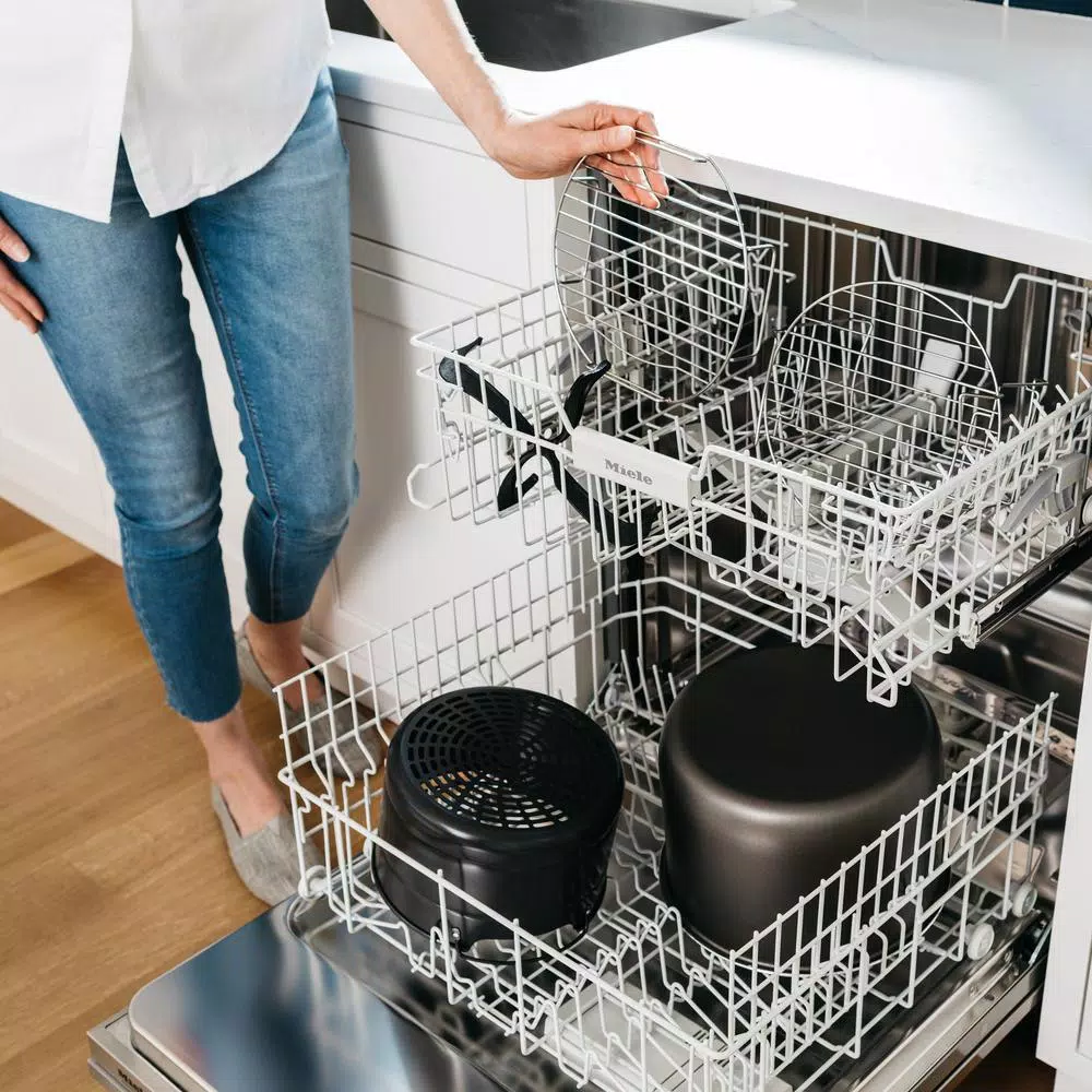 Cookers NINJA Foodi Deluxe 8 Qt. Black Electric Pressure Cooker And Air Fryer 4 Cookers NINJA Foodi Deluxe 8 Qt. Black Electric Pressure Cooker And Air Fryer - Image 2